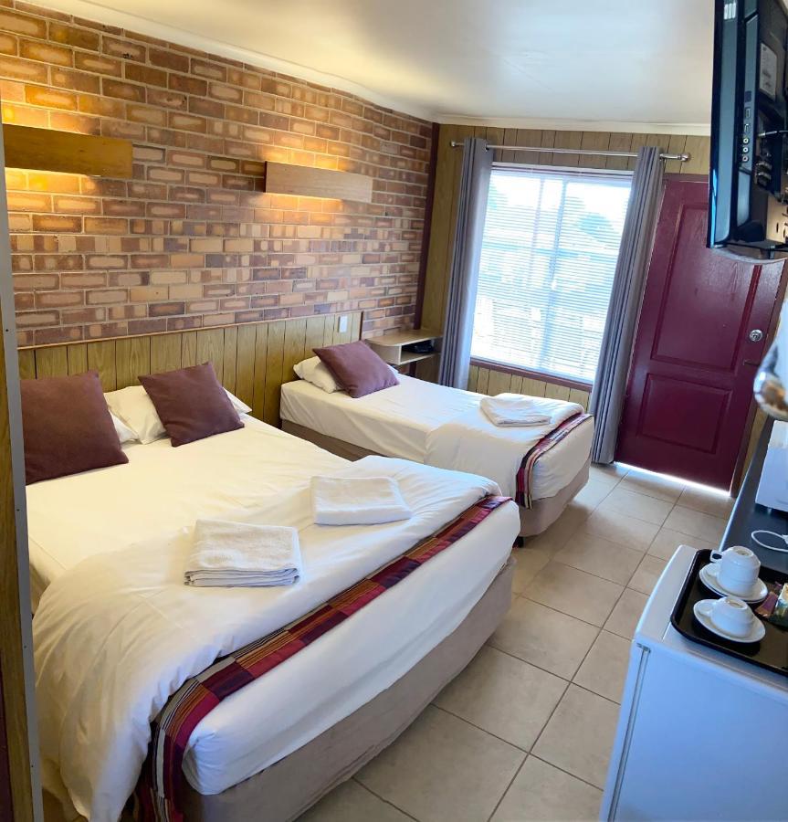 Proserpine Motor Lodge Екстер'єр фото