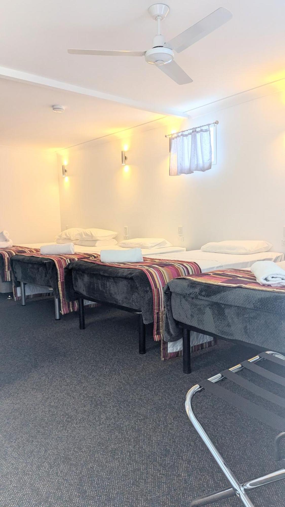 Proserpine Motor Lodge Екстер'єр фото
